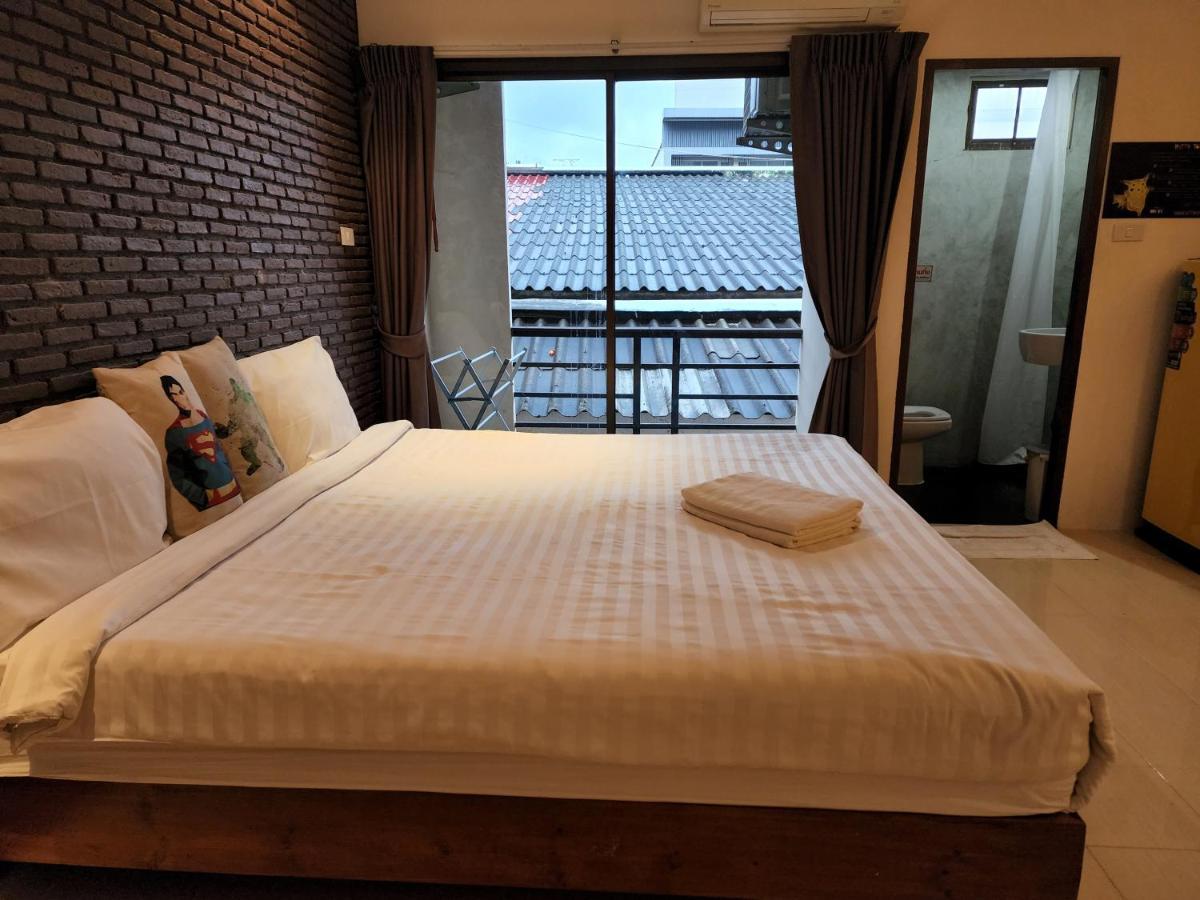 Dfeel House Hostel Patong Buitenkant foto