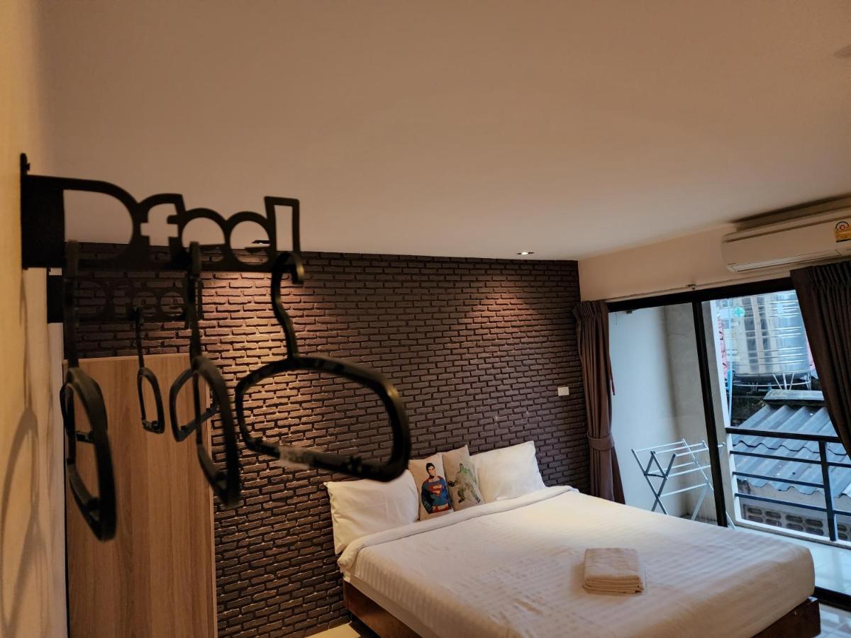 Dfeel House Hostel Patong Buitenkant foto