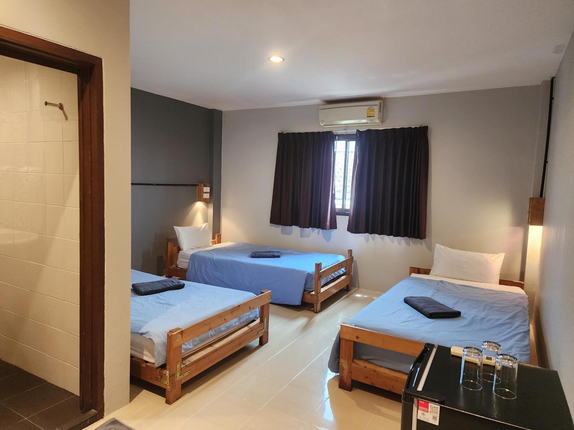 Dfeel House Hostel Patong Kamer foto
