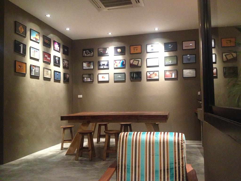 Dfeel House Hostel Patong Buitenkant foto
